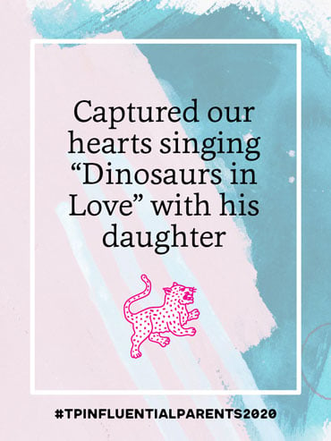 和女儿一起唱《恋爱中的恐龙》俘获了我们的心